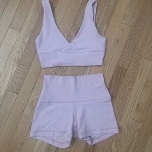 Aritzia TNA matching active wear set